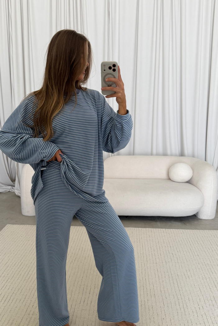 Campbell Striped Fleece Lounge Pants in Nantucket Blue