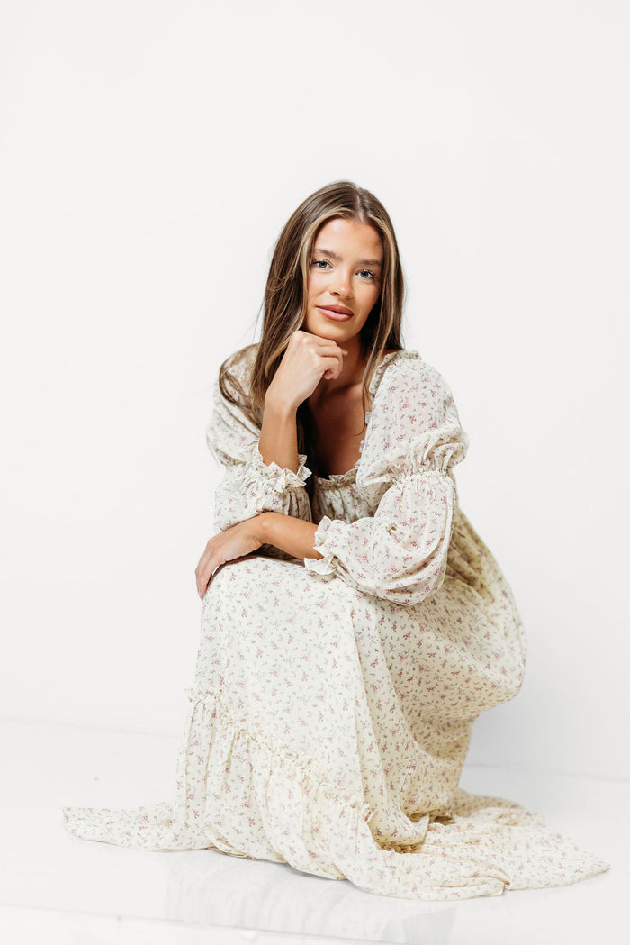 Eloise Maxi Dress in Ivory/Blush Floral - Bump Friendly & Size Inclusive *9/9 PRE-ORDER*