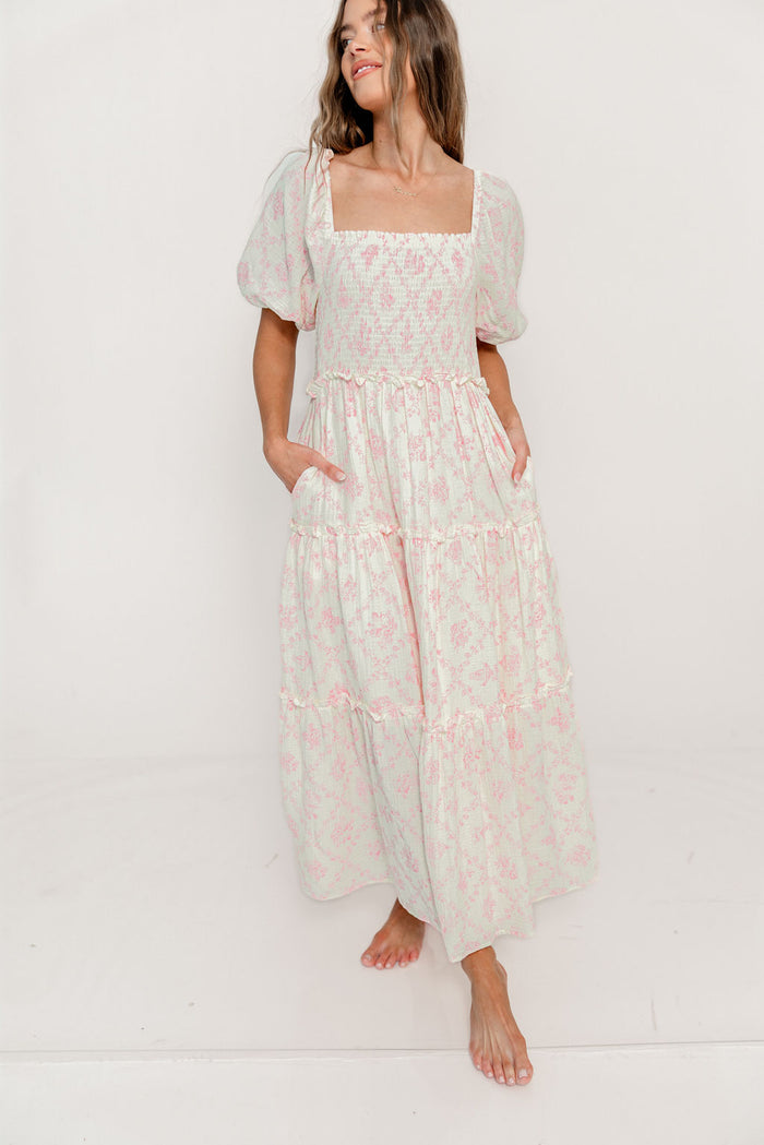 Karolyn Antique Puff Sleeve Tiered Maxi Dress in Pink
