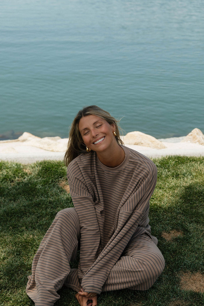 Naomi Striped Oversized Fleece Long Sleeve Top in Taupe/Grey