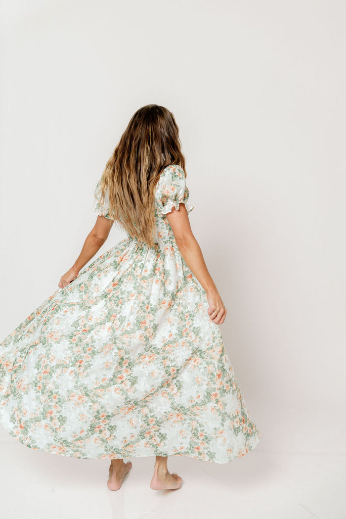 Raelynn Floral Maxi Dress in Cream/Dusty Peach