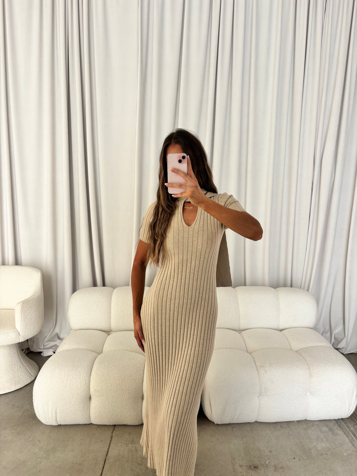 Rebecca Bow Detail Rib-Knit Maxi Dress in Oatmeal