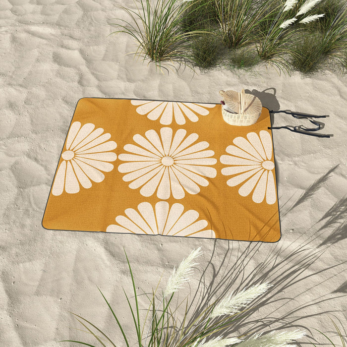 Retro Daisy XIX Outdoor Blanket