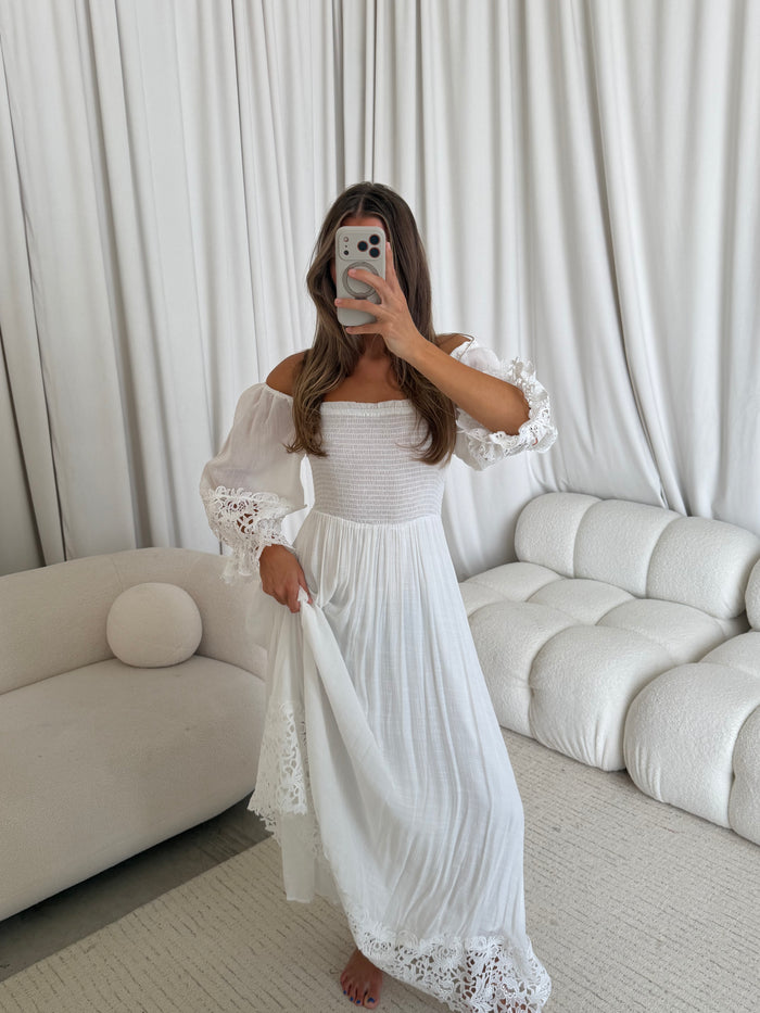 Sarah Maxi Dress in White (Live Exclusive)