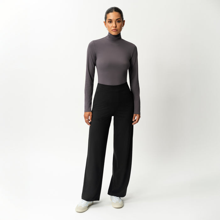 Height: 170 cm | Size: S / Height: 5'7" | Size: S