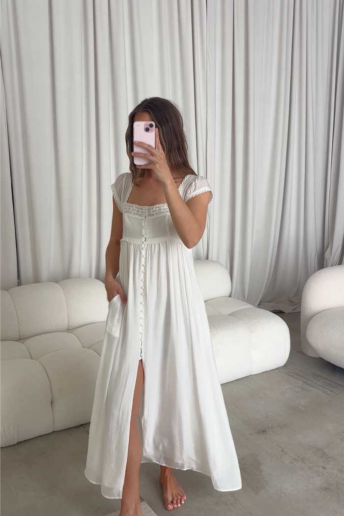 Amelie Maxi Dress in Off-White