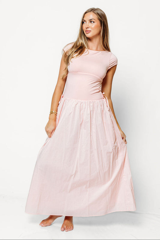 Annalise Midi Dress in Pale Pink