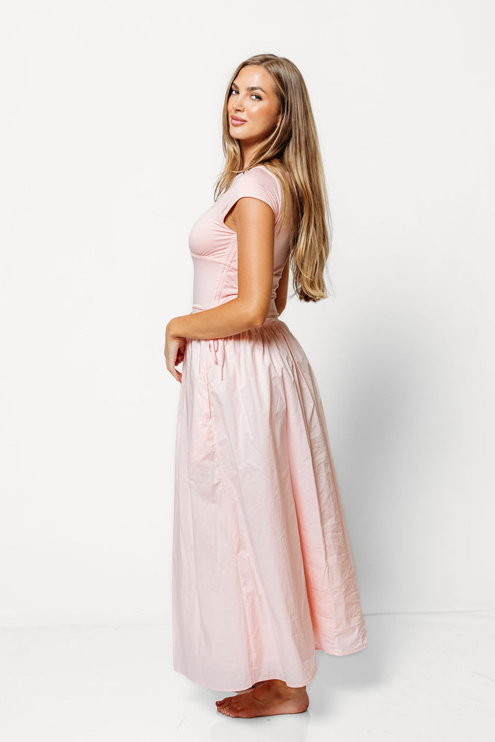 Annalise Midi Dress in Pale Pink