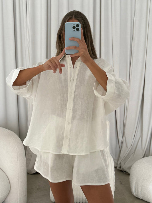 Anne 100% Linen Button Down Shirt in Off-White