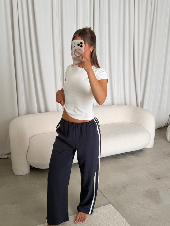 Ariana Basic Knit Tee in Off White