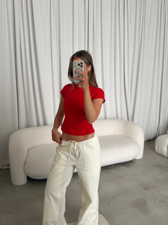 Ariana Basic Knit Tee in Red