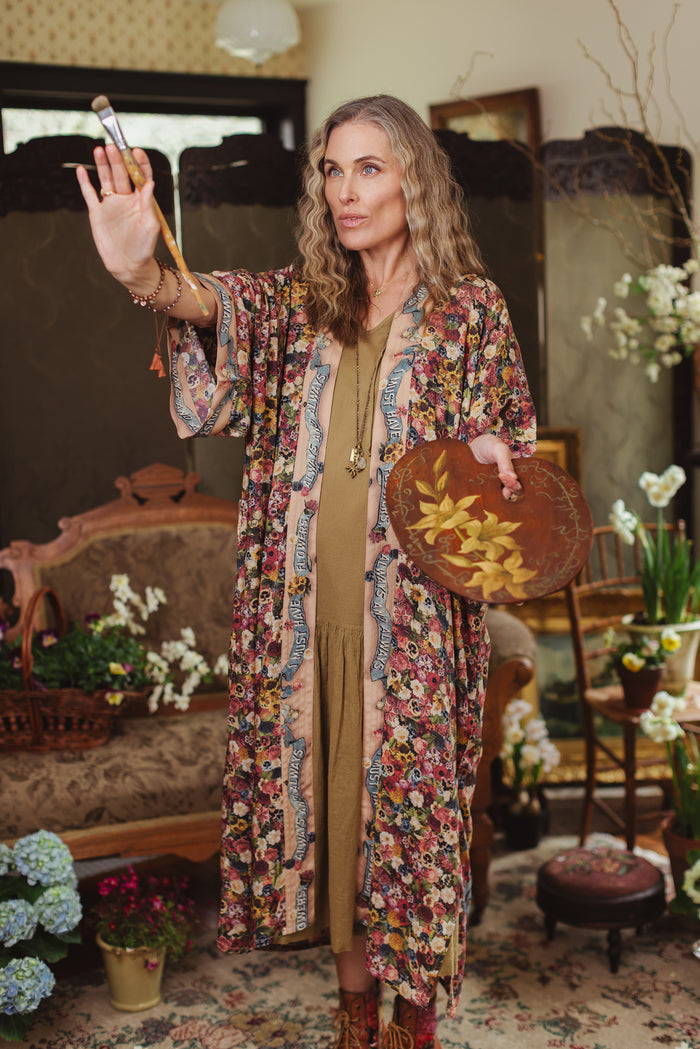 Opera-length kimono featuring an artist’s palette with over 50 antique seed catalogue flowers, inspired by Claude Monet’s love of flowers – Market of Stars