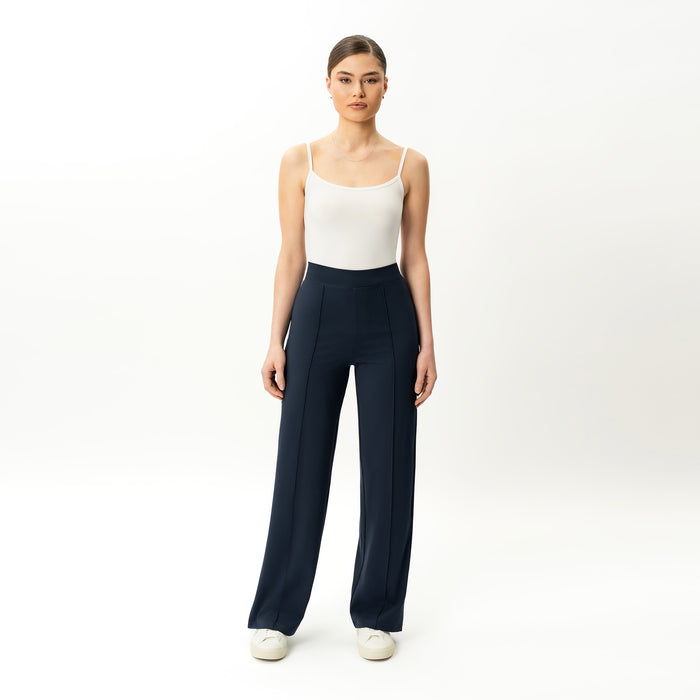 Height: 169 cm | Length: 32" | Size: XS / Height: 5'7" | Length: 32" | Size: XS