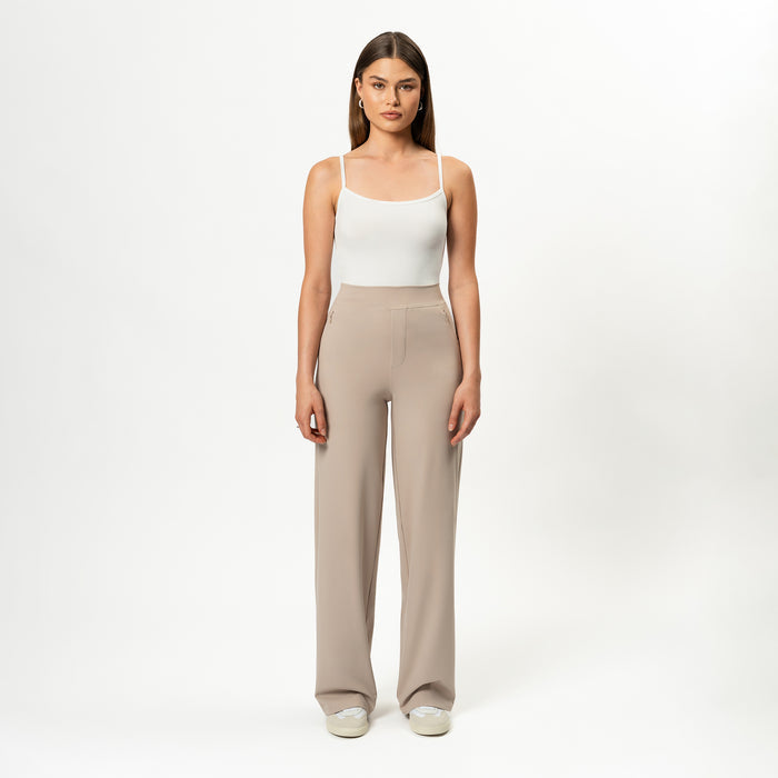 Height: 171 cm | Length: 32" | Size: XS / Height: 5'7" | Length: 32" | Size: XS