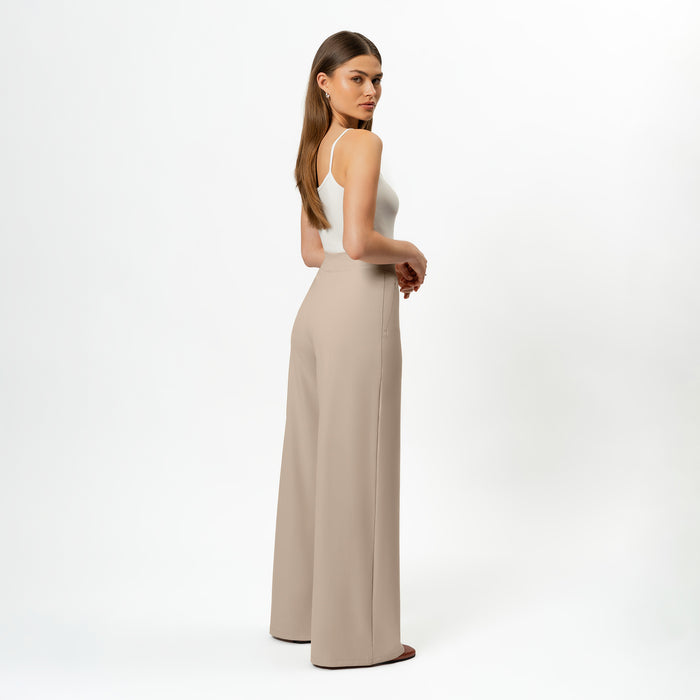 Height: 171 cm | Length: 32" | Size: XS / Height: 5'7" | Length: 32" | Size: XS