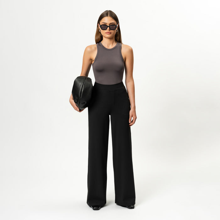 Height: 171 cm | Length: 32" | Size: XS / Height: 5'7" | Length: 32" | Size: XS