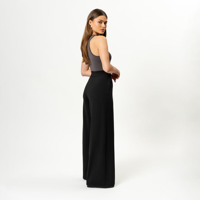 Height: 171 cm | Length: 32" | Size: XS / Height: 5'7" | Length: 32" | Size: XS