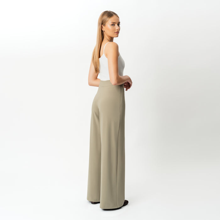 Height: 172 cm | Length: 32" | Size: XS / Height: 5'8" | Length: 32" | Size: XS