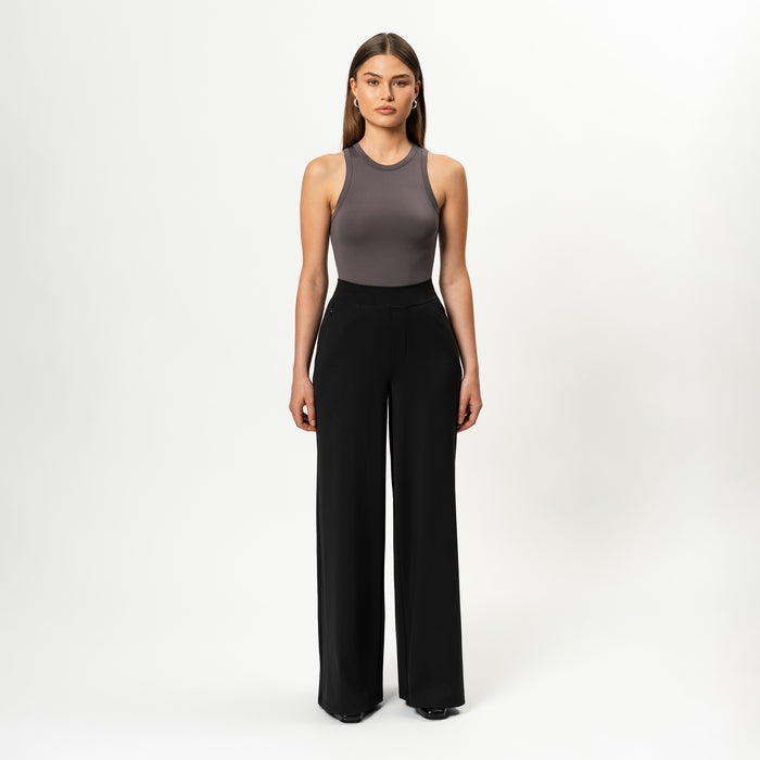 Height: 171 cm | Length: 32" | Size: XS / Height: 5'7" | Length: 32" | Size: XS