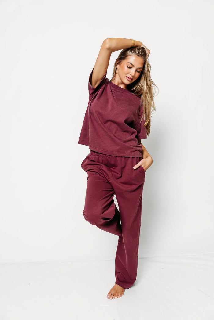 Ashley 100% Mineral Washed Cotton Short Sleeve Tee in Mauve Wine