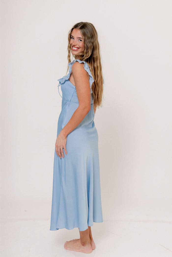 ASTR Makiya Midi Dress in Blue