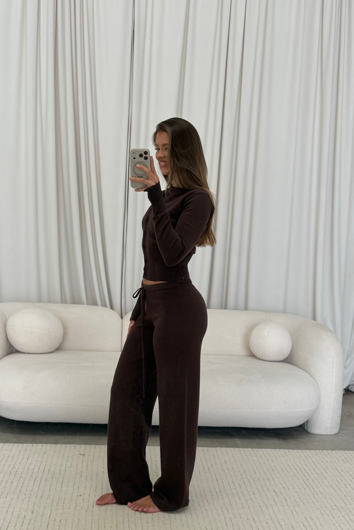 Avelyn Knit Set in Brown
