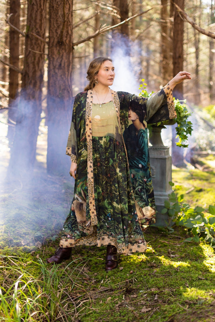 Romantic Bella Notte opera duster featuring Rossetti’s muse, a 16th-century rabbit, moonlit landscapes, and floral trim by William Morris – Market of Stars.