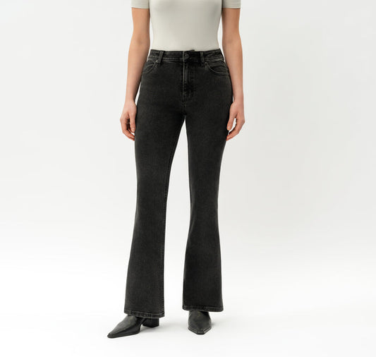 Bootcut ComfortDenim™ Jeans - Ninepine