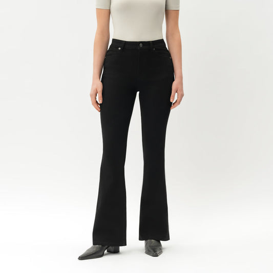 Bootcut ComfortDenim™ Jeans - Ninepine