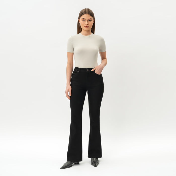 Bootcut ComfortDenim™ Jeans - Ninepine