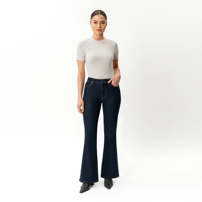 Height: 169 cm | Length: 32" | Size: XS / Height: 5'7" | Length: 32" | Size: XS