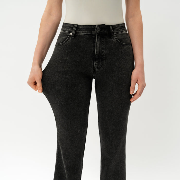 Bootcut ComfortDenim™ Jeans - Ninepine