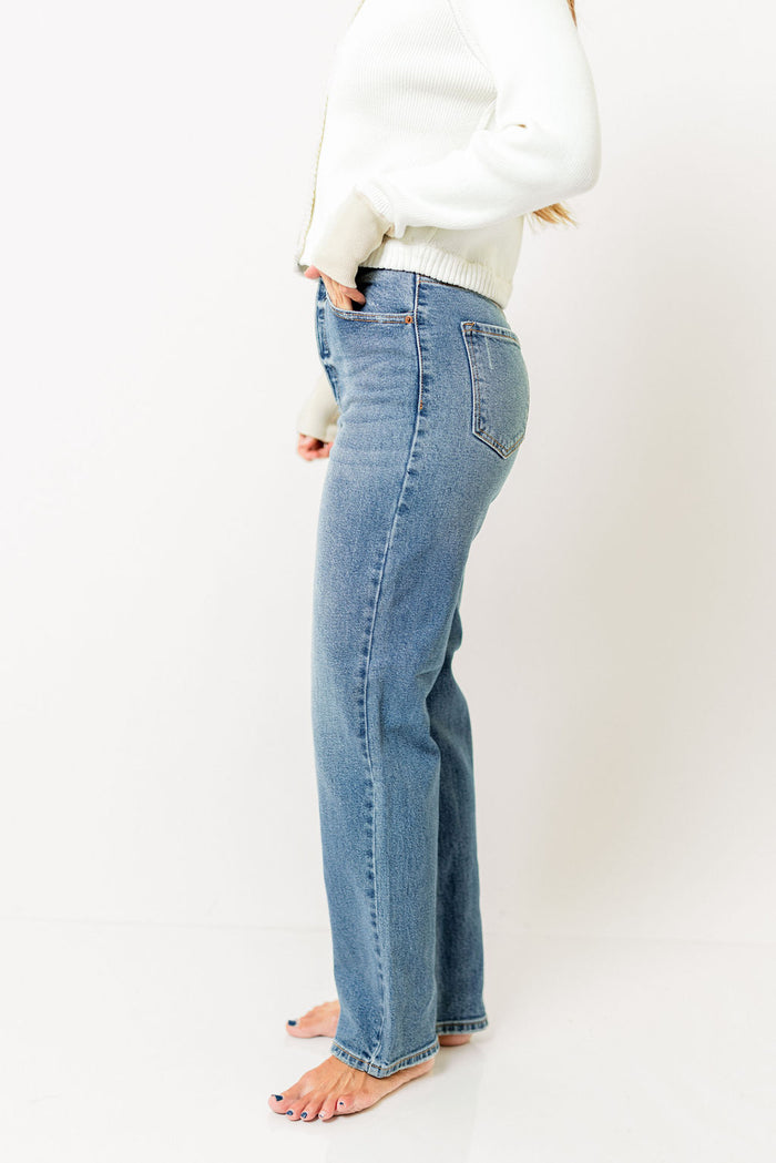 Brady Super High Rise Dad Jean in Medium Denim