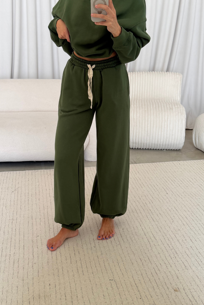 Brooks 100% Cotton Terry Wide Jogger Pants in Olive Green