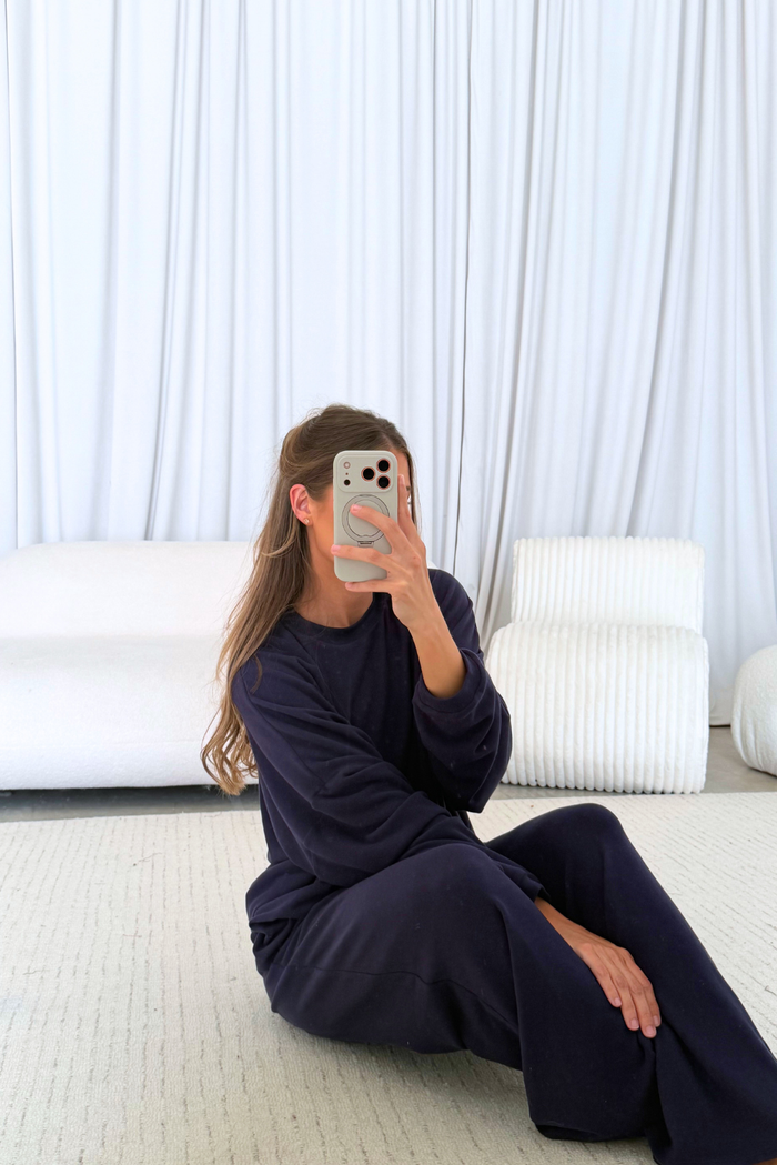 Campbell Fleece Lounge Pants in Navy