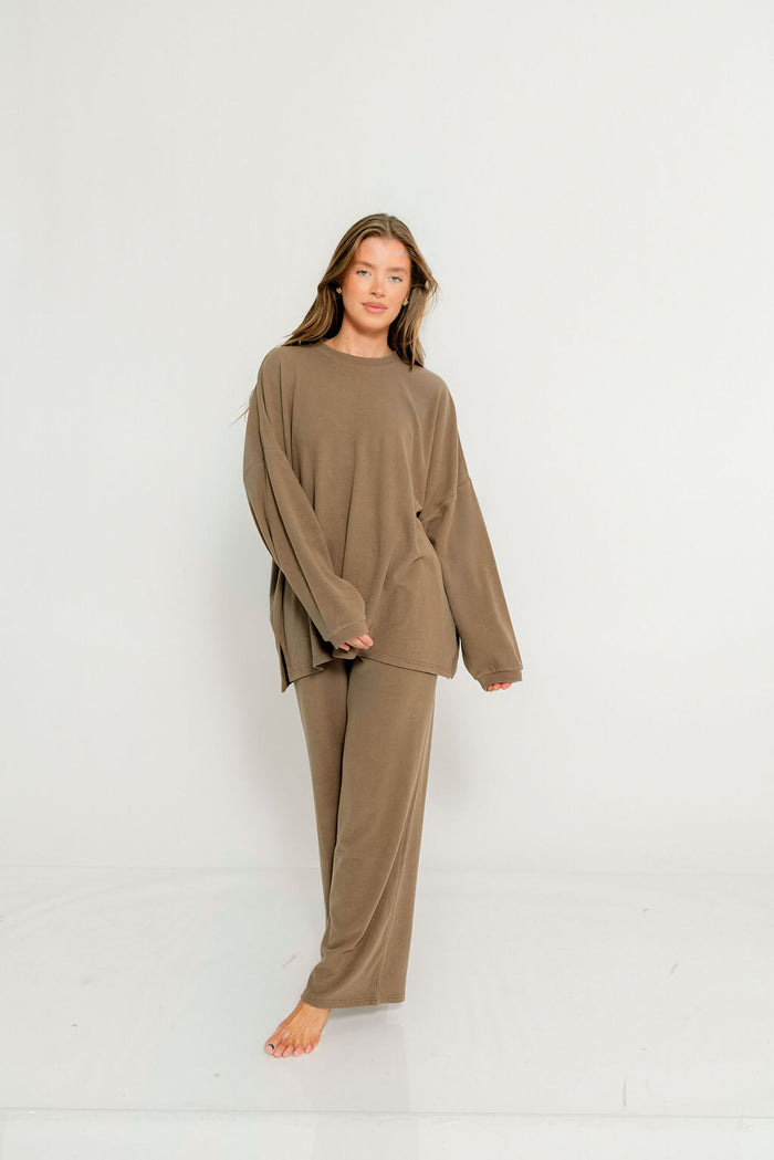 Campbell Fleece Lounge Pants in Olive Brown