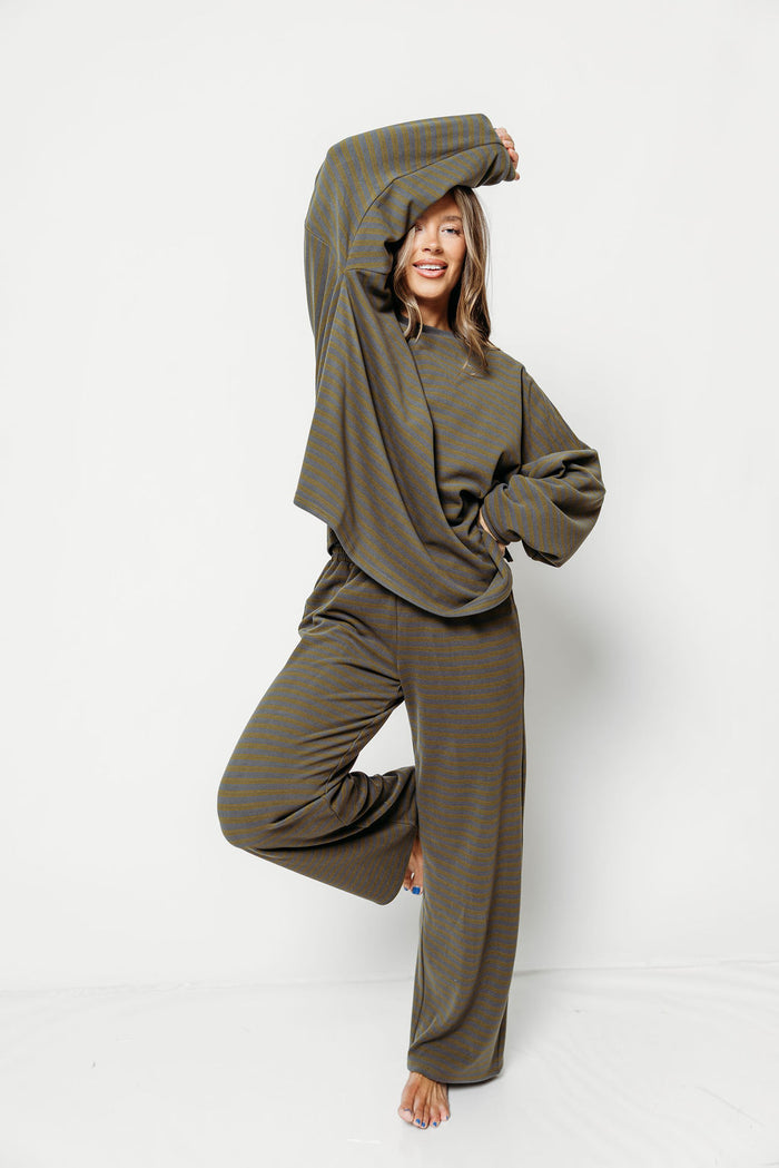 Campbell Fleece Lounge Pants in Olive/Grey