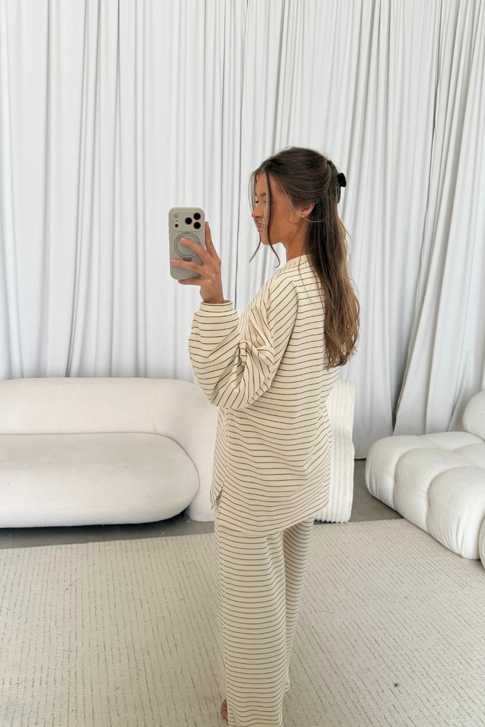 Campbell Striped Fleece Lounge Pants in Cream/Brown (Dark Maroon) *9/30 PRE-ORDER*