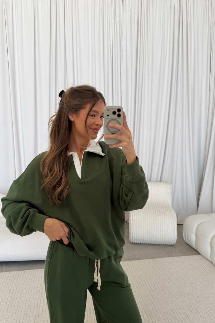 Caroline 100% Cotton Terry Collared Pullover in Olive Green