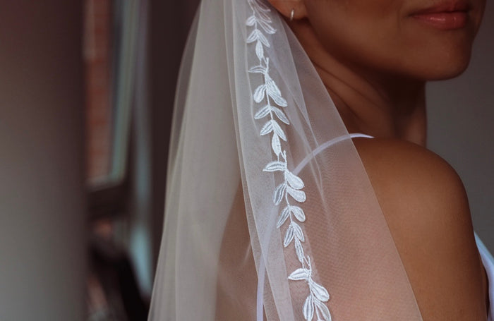 Cathedral Wedding Veil Leaf Trim - Velo Bianco