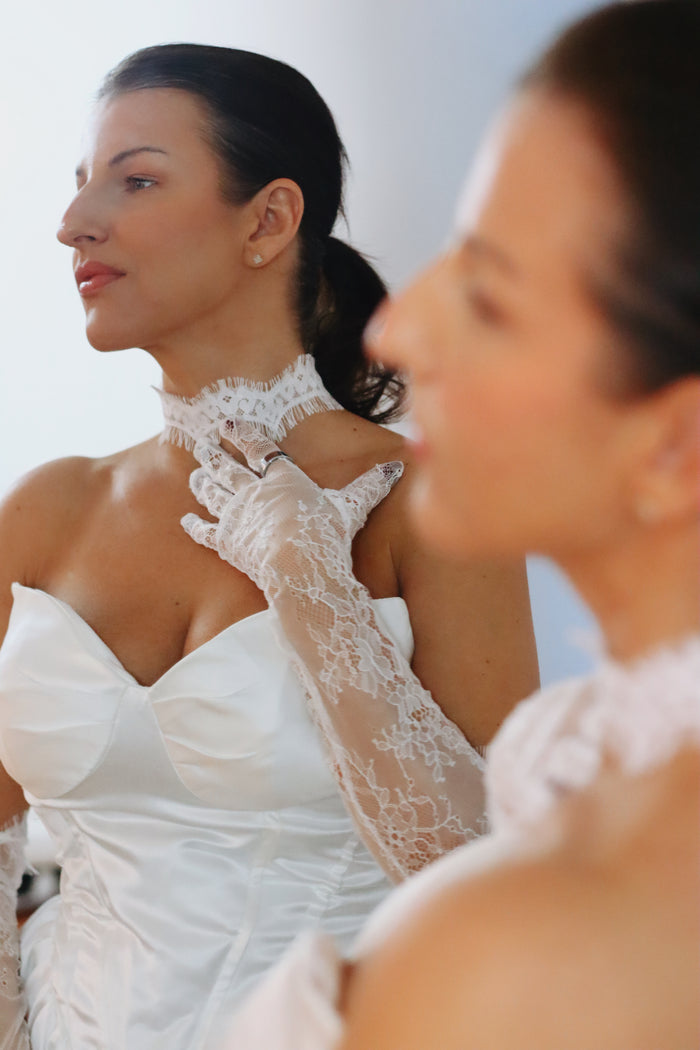 Chantilly Lace Bridal Gloves