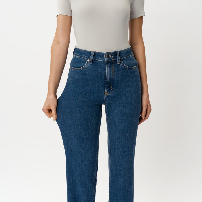 Height: 169 cm | Length: 32" | Size: XS / Height: 5'7" | Length: 32" | Size: XS
