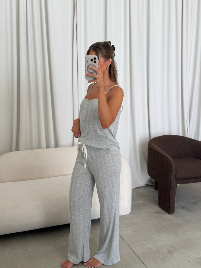 Clove Pajama Set in Heather Grey