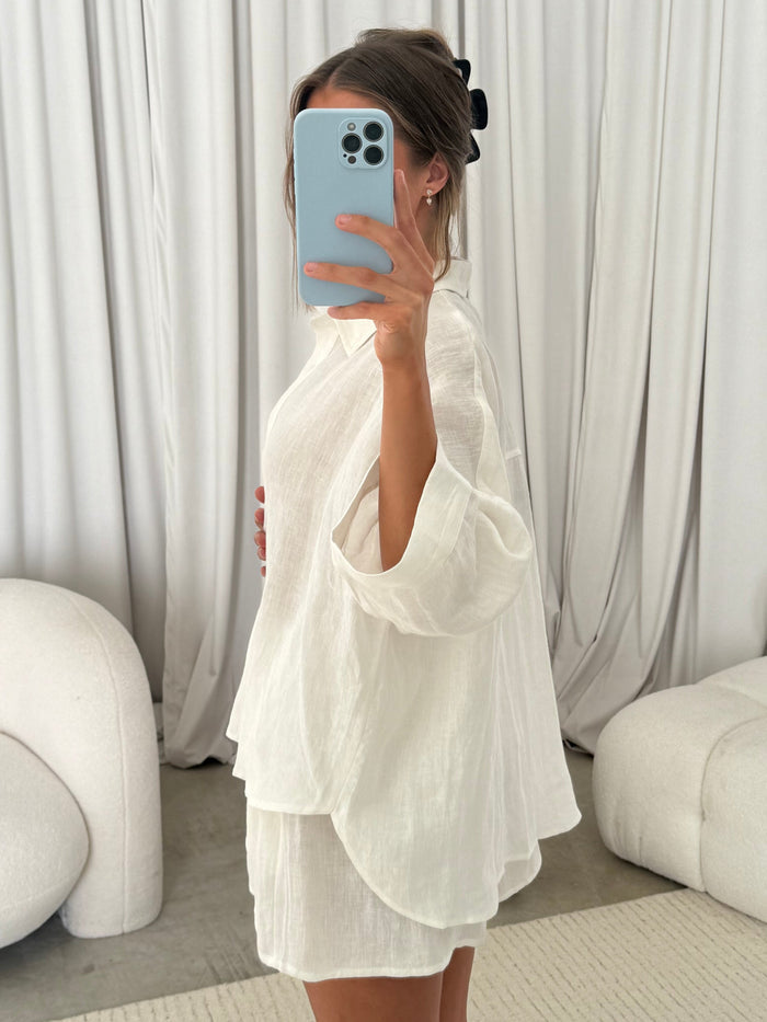 Davis 100% Linen Shorts in Off-White