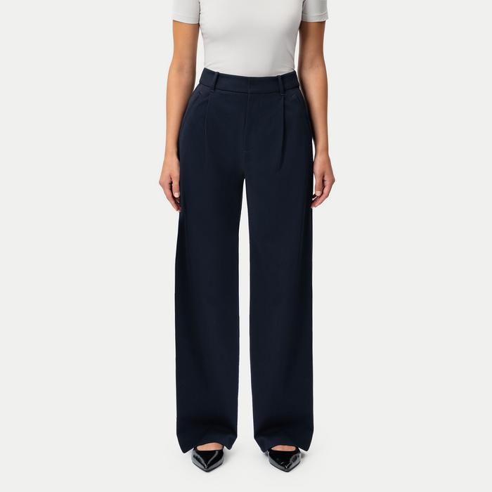 Height: 172 cm | Length: 32" | Size: XS / Height: 5'8" | Length: 32" | Size: XS