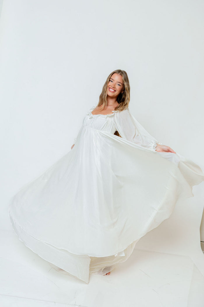 Elowen Maxi Dress in Off-White - Bump Friendly (Restocking in Oct)