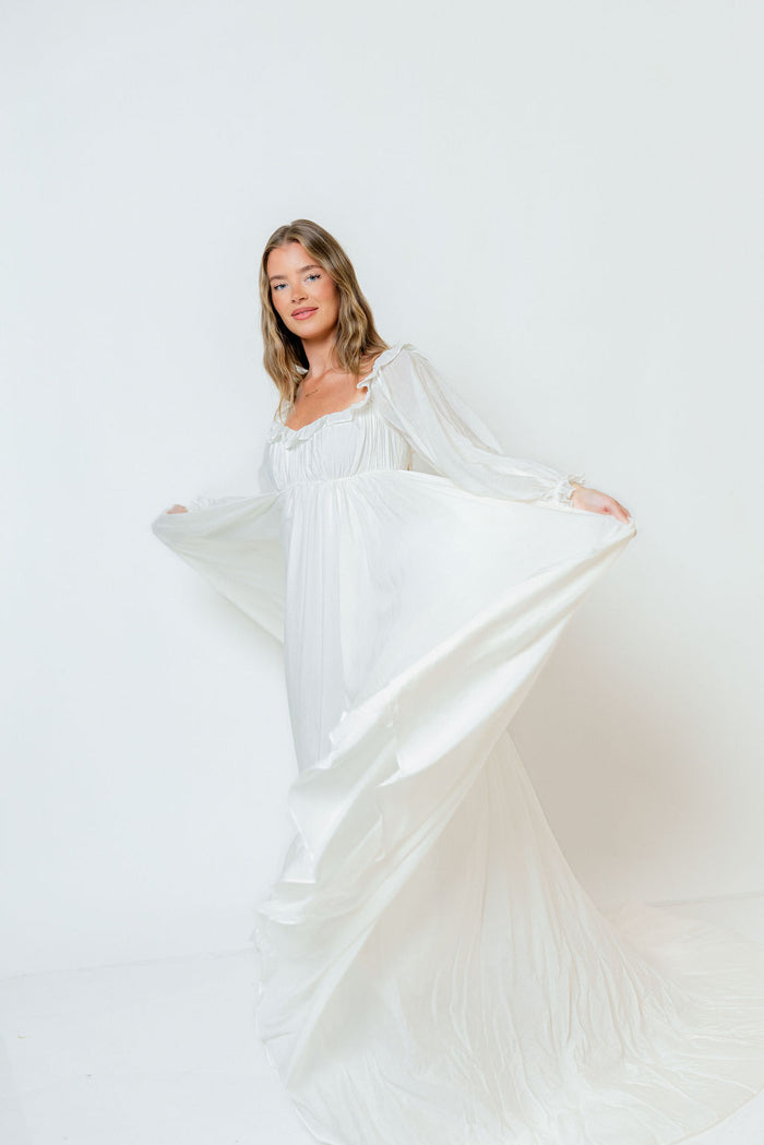 Elowen Maxi Dress in Off-White - Bump Friendly (Restocking in Oct)