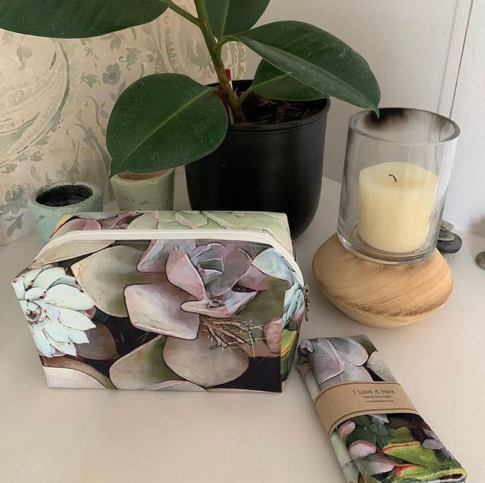 Floral Fabric Cosmetic Bag
