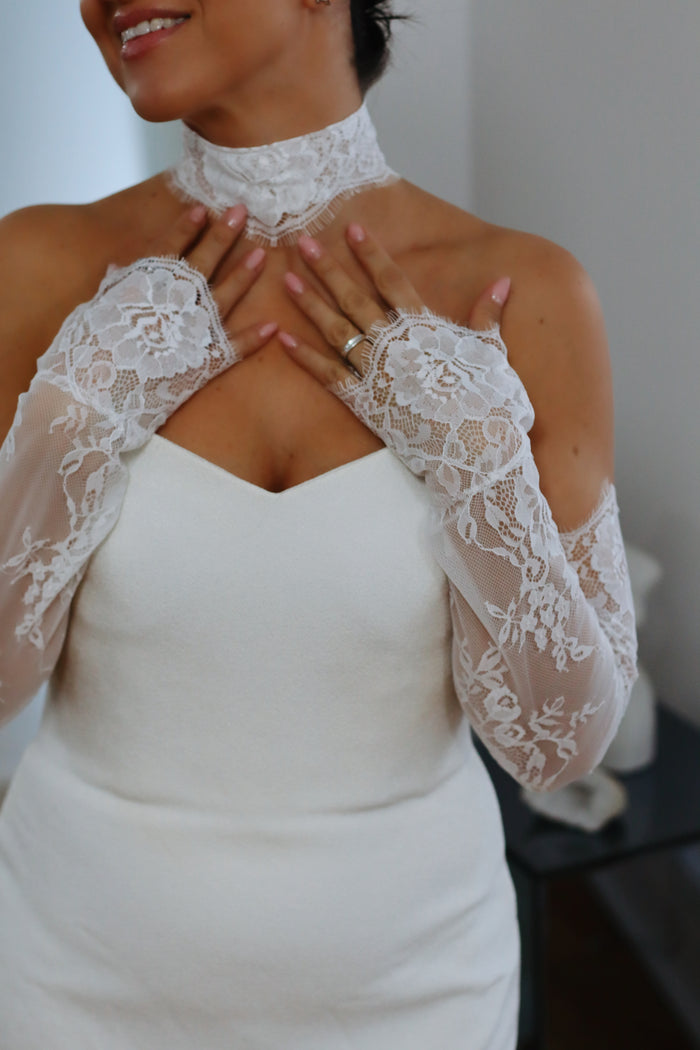 French Lace Scallop Bridal Sleeves