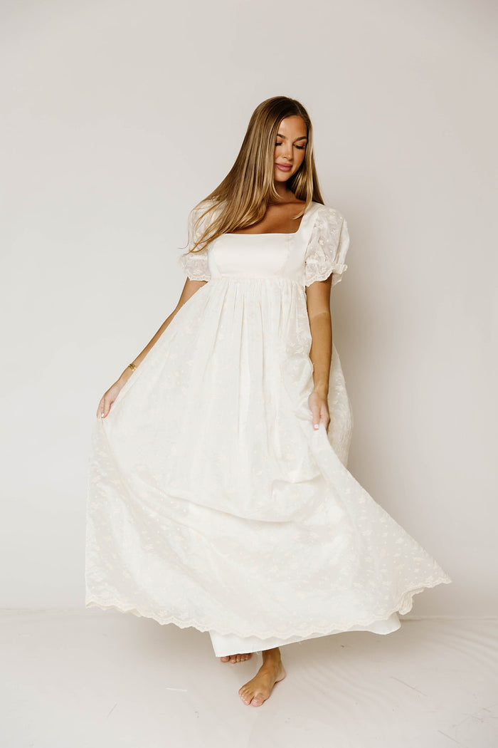 Georgia Maxi Dress in Ivory *9/30 PRE-ORDER*